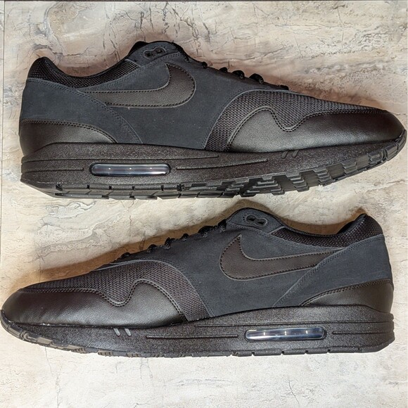 Nike Air Max 1 Essential Men\'s size 19 Triple Black Anthracite Shoes FZ5808-006 main image 6